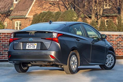 toyota prius 2021 photo