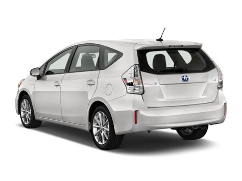 toyota prius v 2013 photo