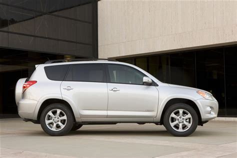 toyota rav4 2010 photo