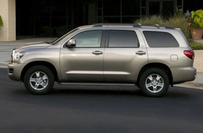 toyota sequoia 2013 photo