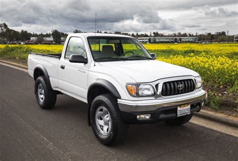 toyota tacoma 2004 photo