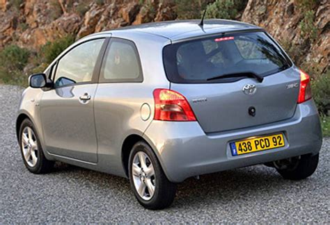 toyota yaris 2006 photo