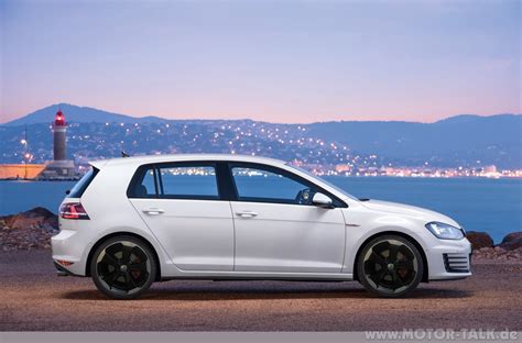 volkswagen golf 2013 photo