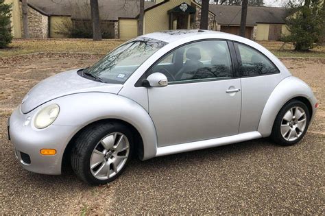 volkswagen new beetle 2004 photo