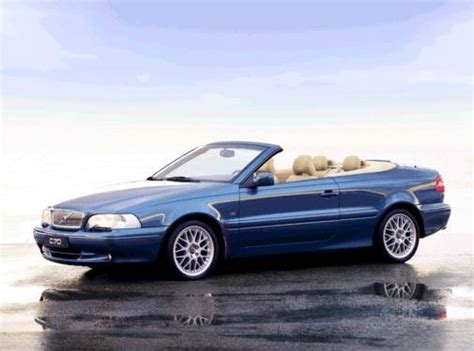 volvo c70 2003 photo