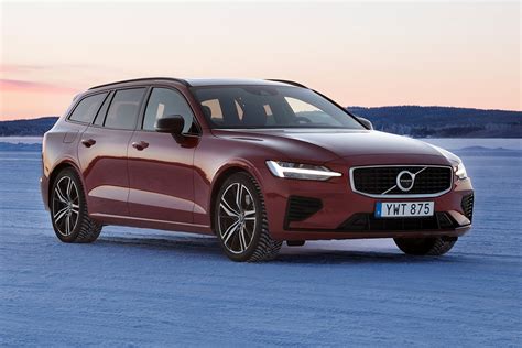 volvo v60cc 2020 photo